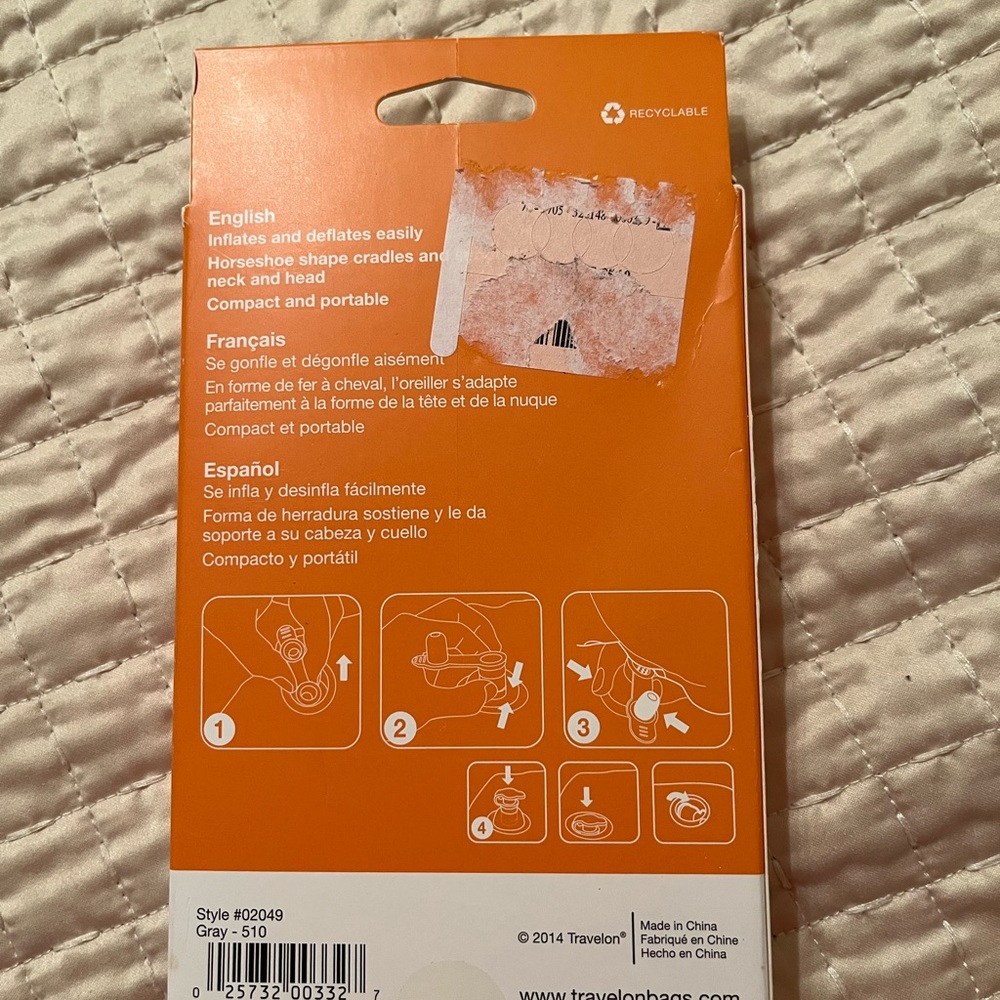 NWOT Travel Inflatable Pillow - Picture 2 of 3
